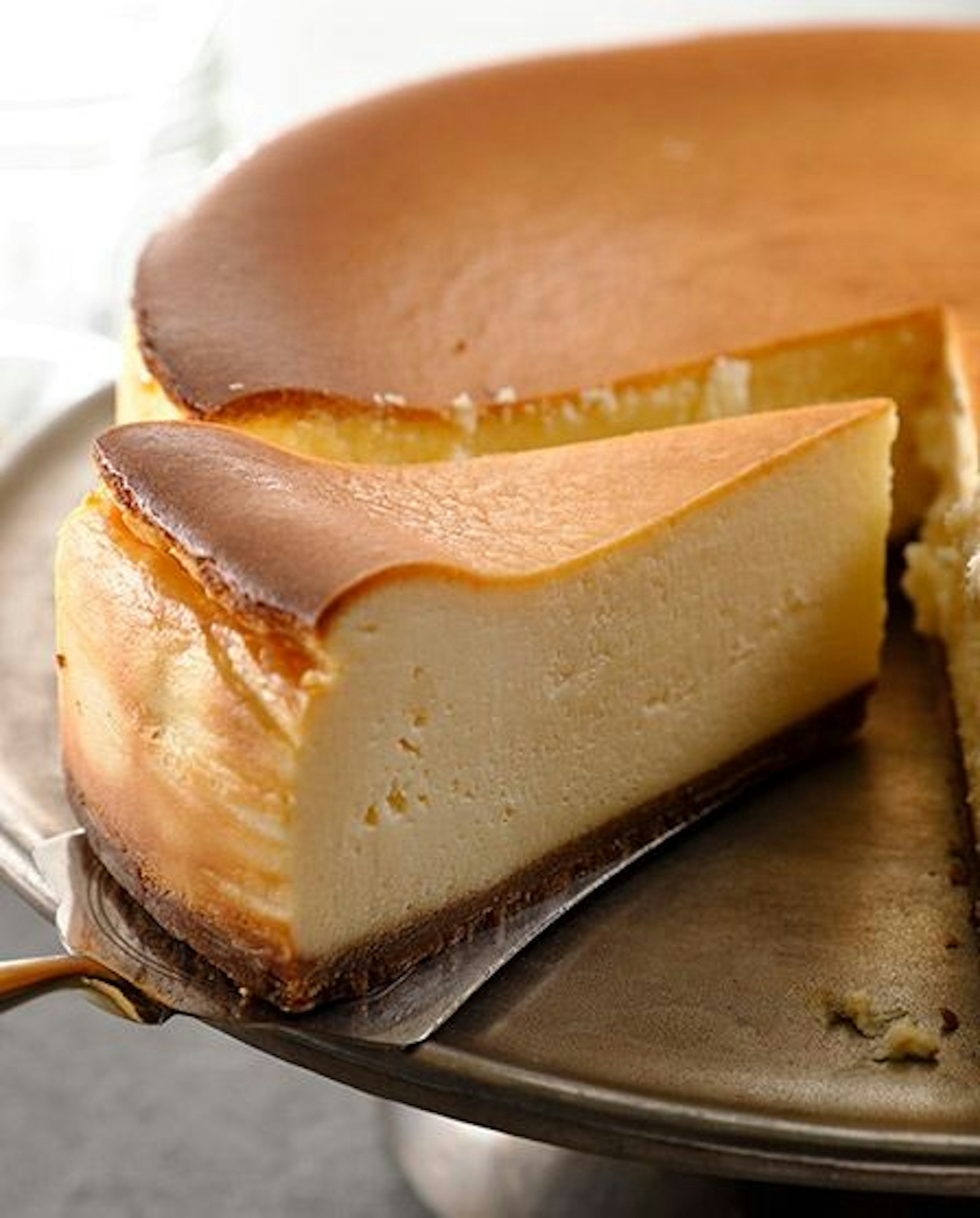濃厚でクリーミーな絶品チーズケーキを堪能しました。