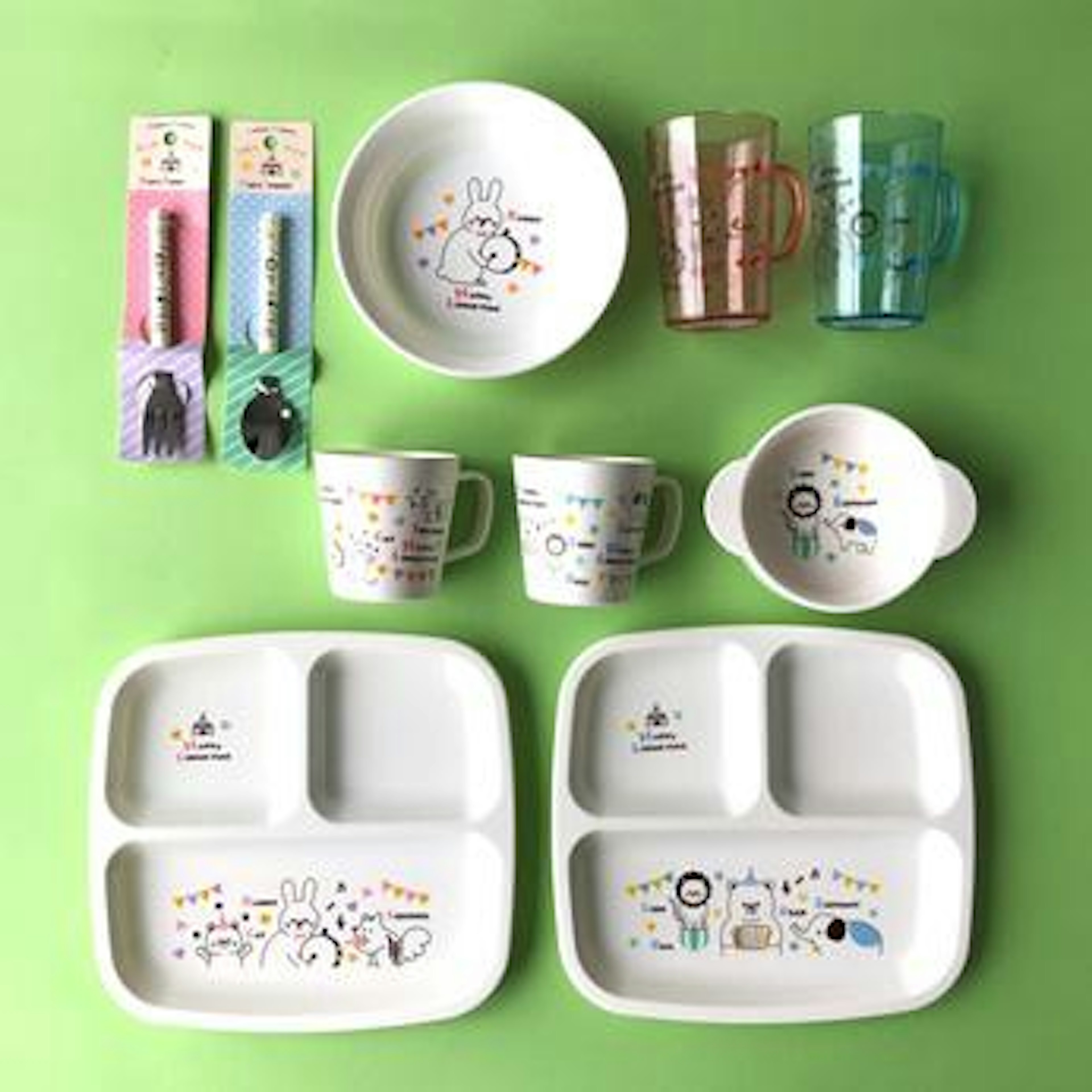 可愛いキャラクター食器で食卓を楽しく彩る