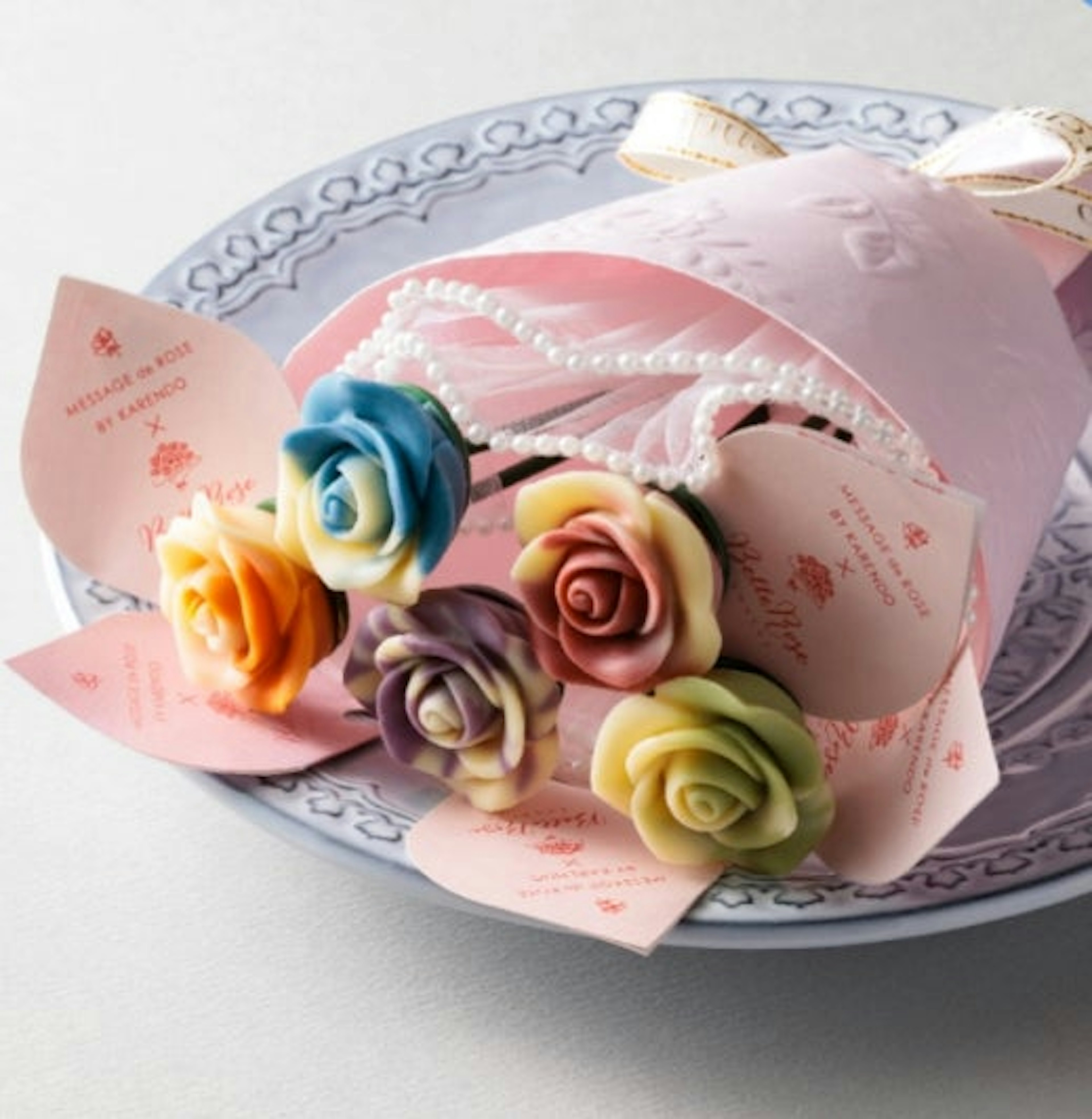 バレンタインにぴったりの美しい花束のチョコレートギフト