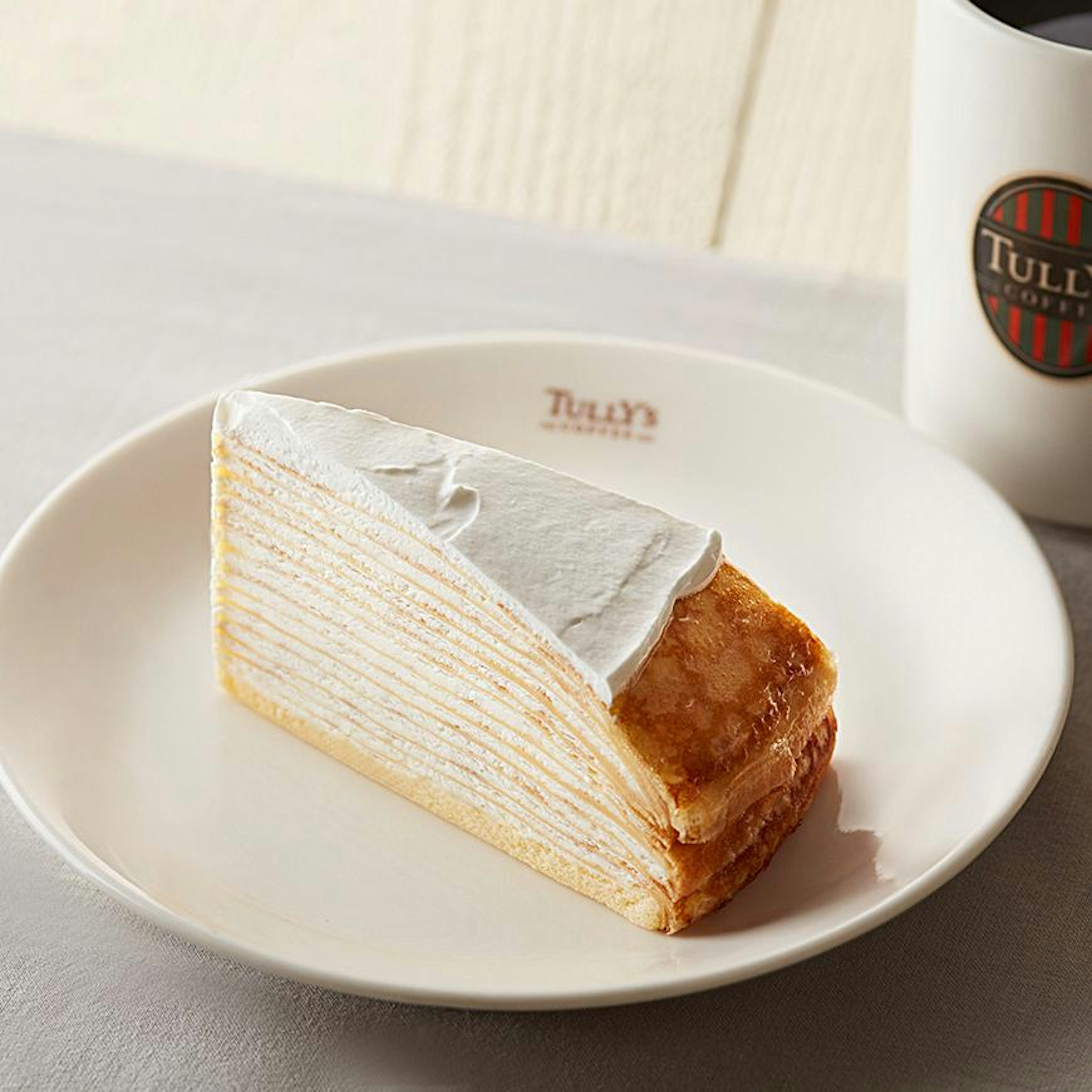 ふわふわのミルクレープが絶品のカフェで一息