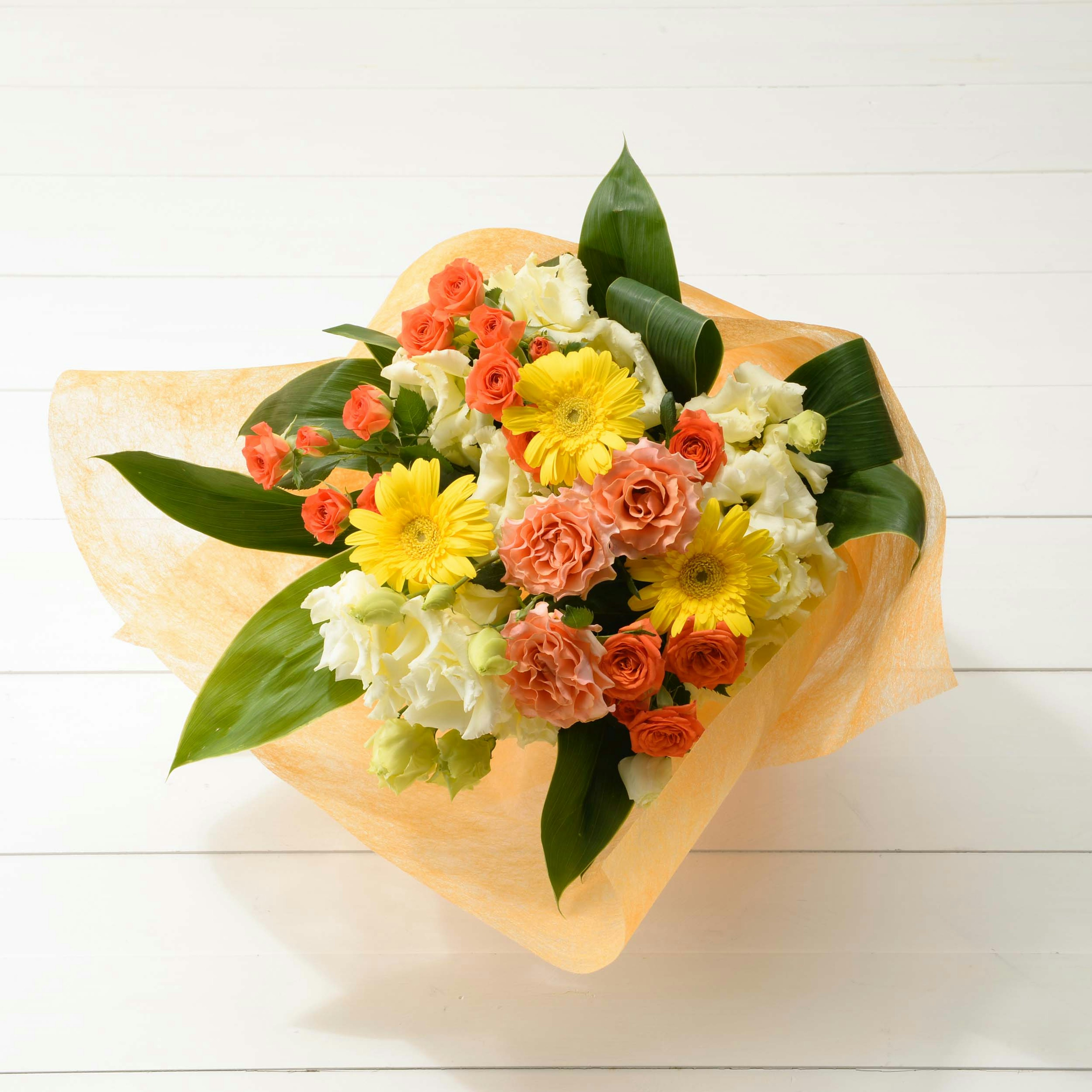 鮮やかな花束で特別な日を彩る、地元の花屋の魅力