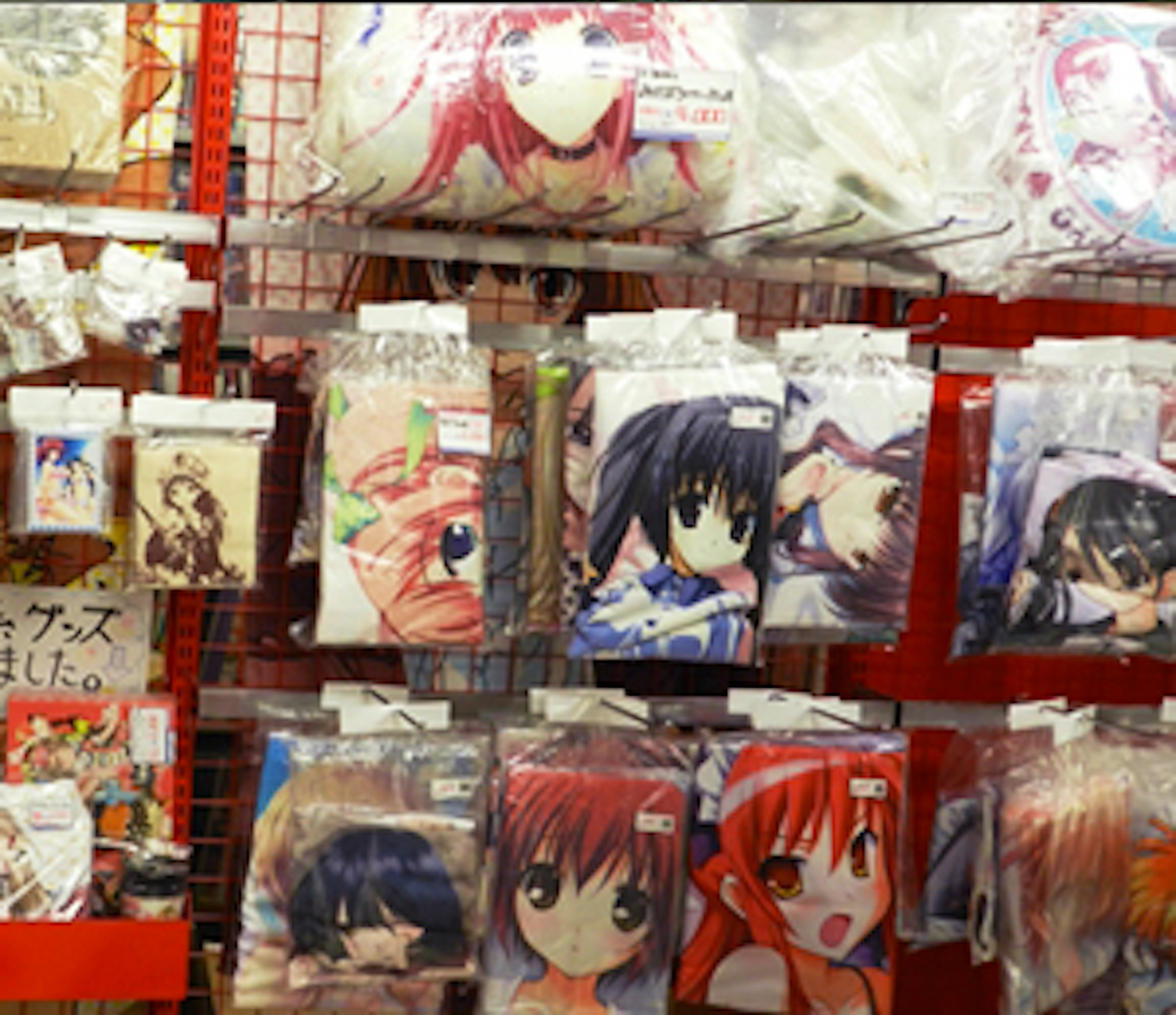 アニメグッズが豊富に揃うお店でお気に入りを見つけよう