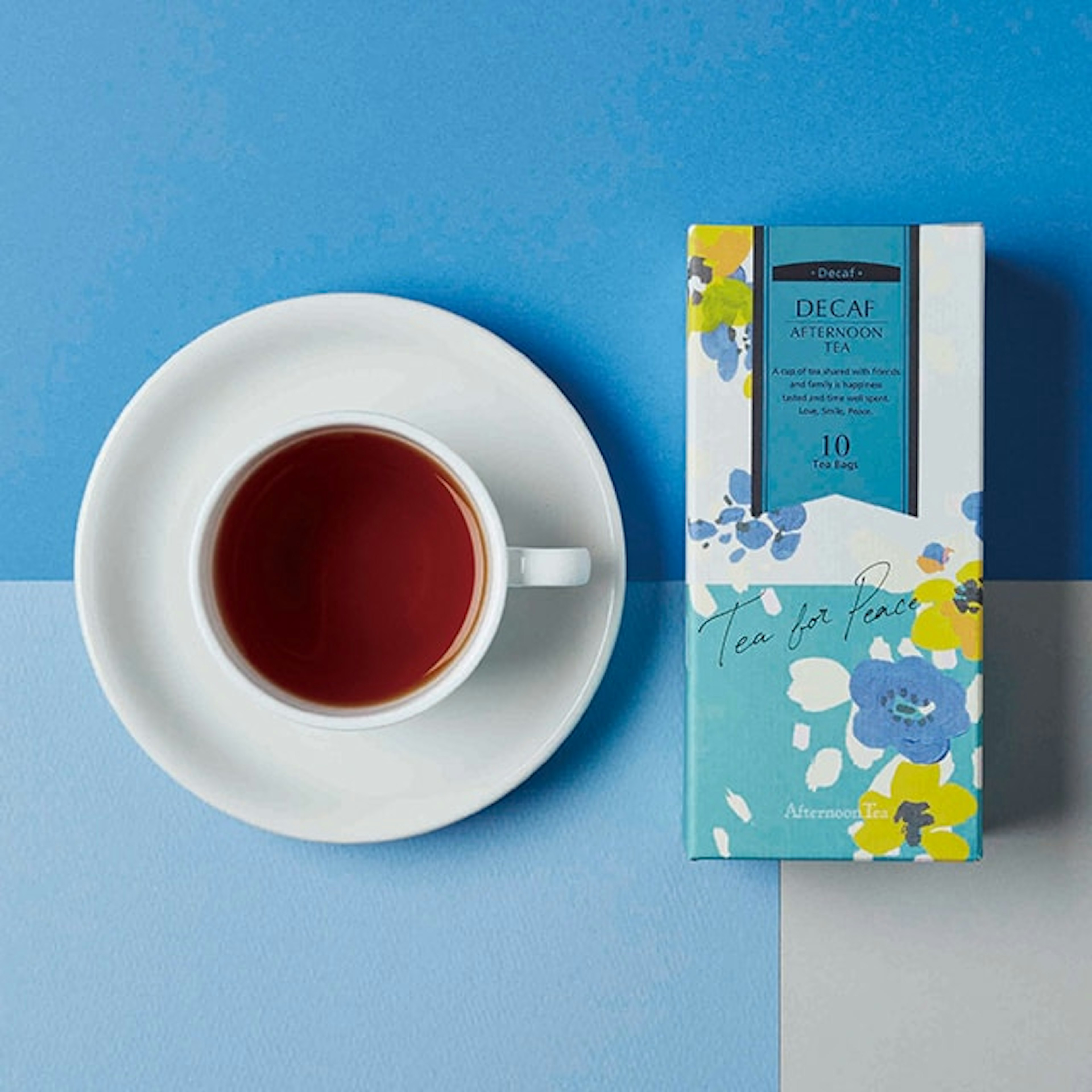 デカフェ紅茶と美しいパッケージのセット