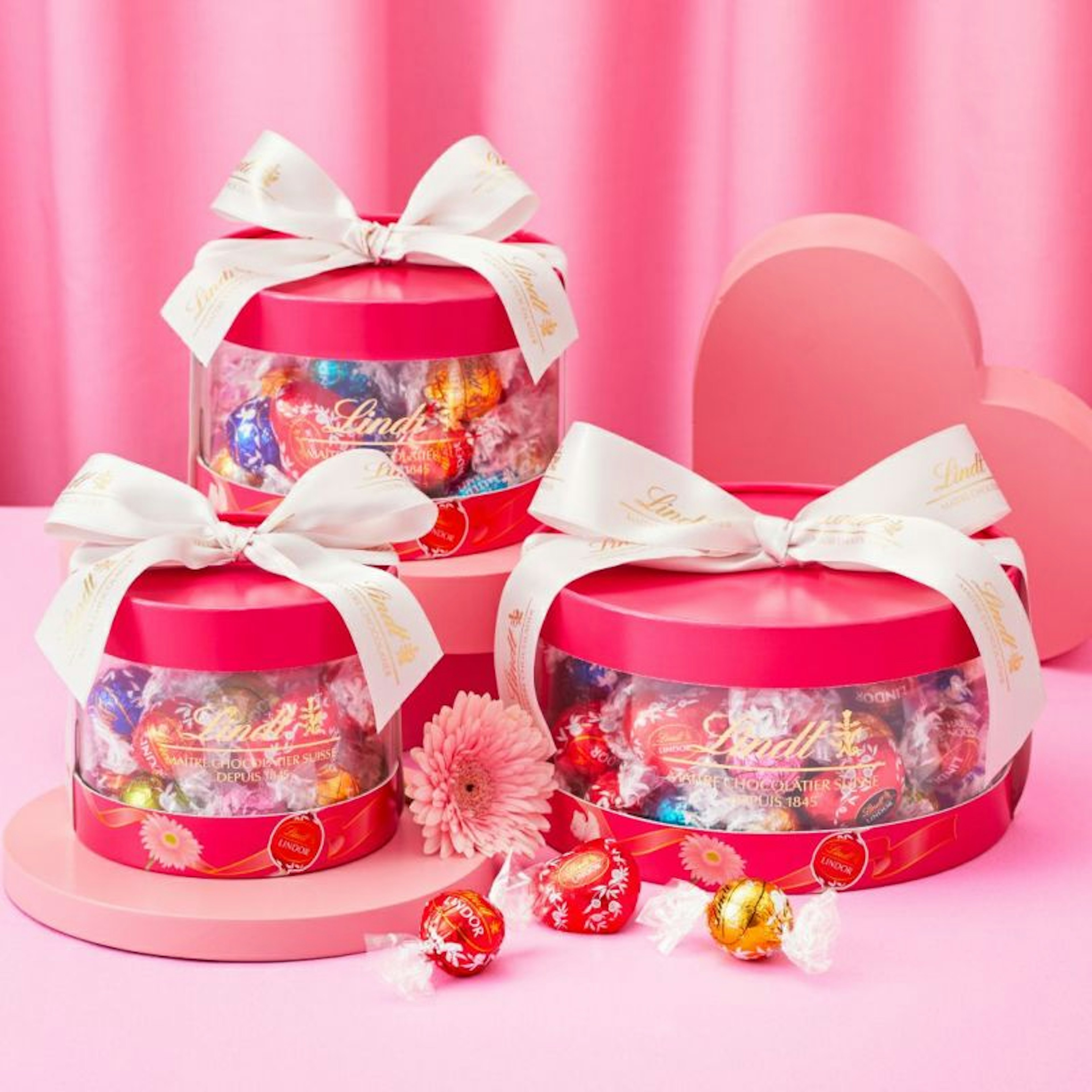 バレンタインにぴったりの華やかなチョコレートギフト