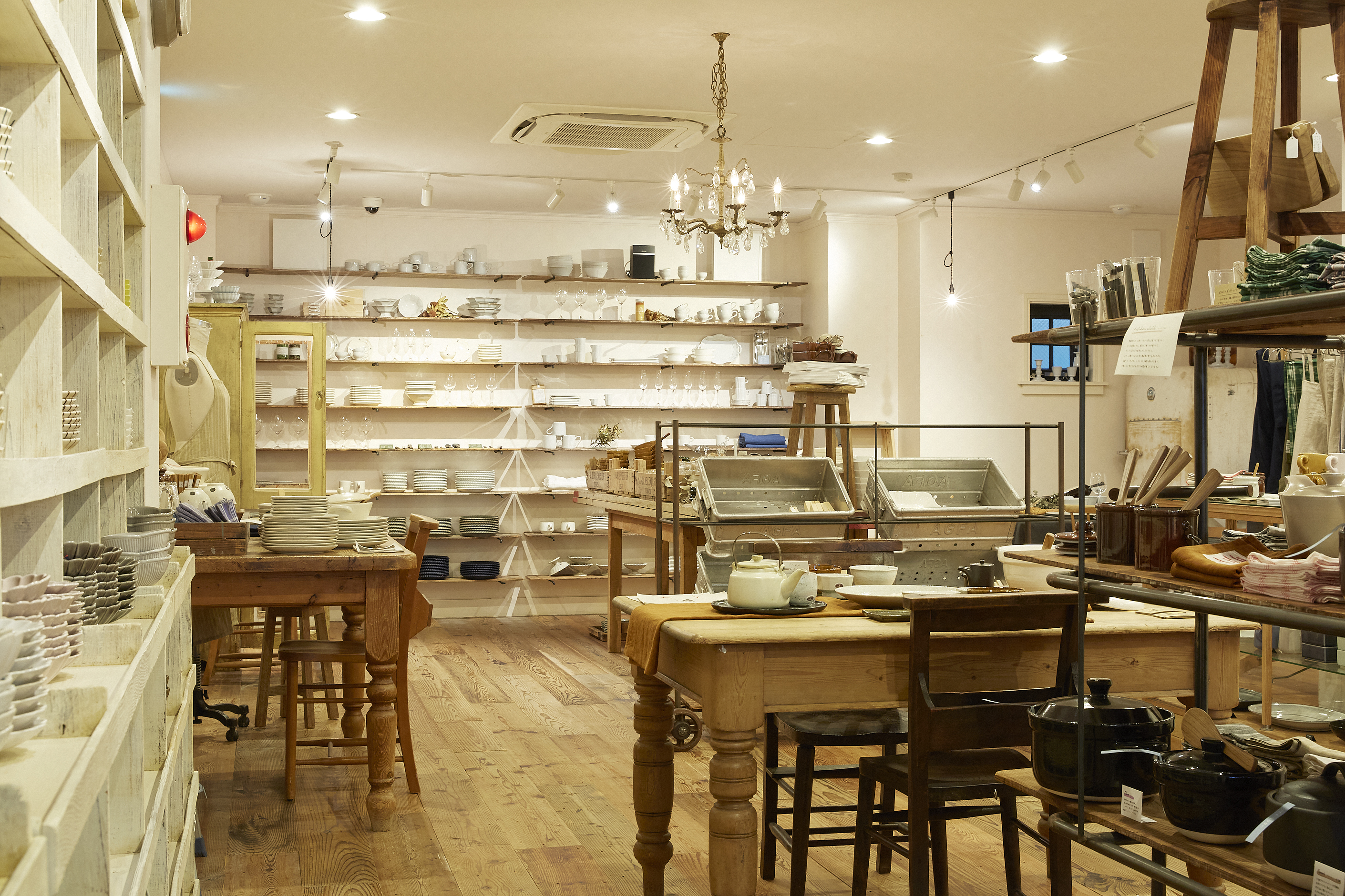 素敵な食器で食べる料理って美味しい 都内のおしゃれな食器屋さんを厳選 Editor S Pick 編集部厳選アイテム Pathee Epic