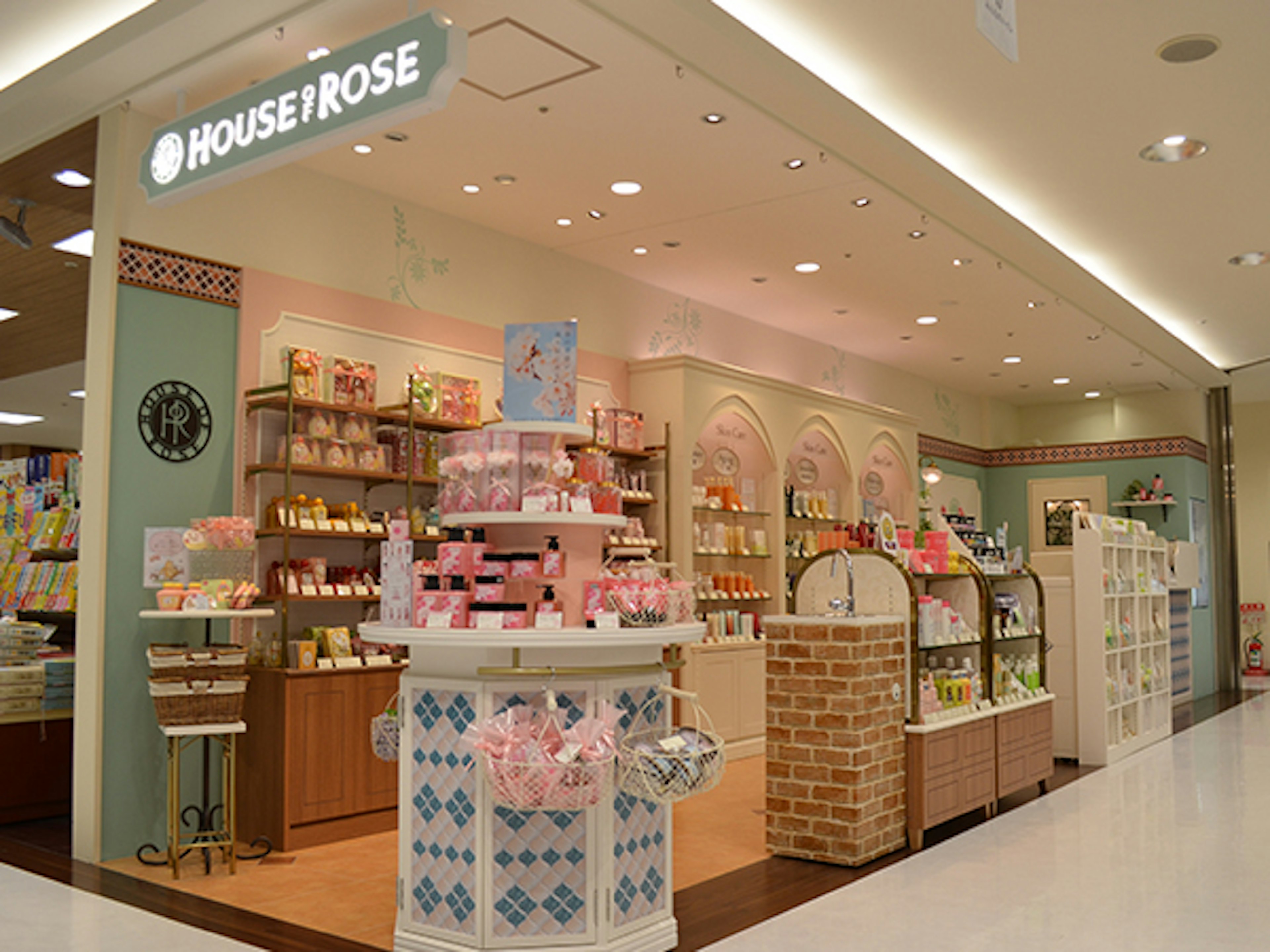 女性へのプレゼントに最適な可愛い雑貨が揃うお店