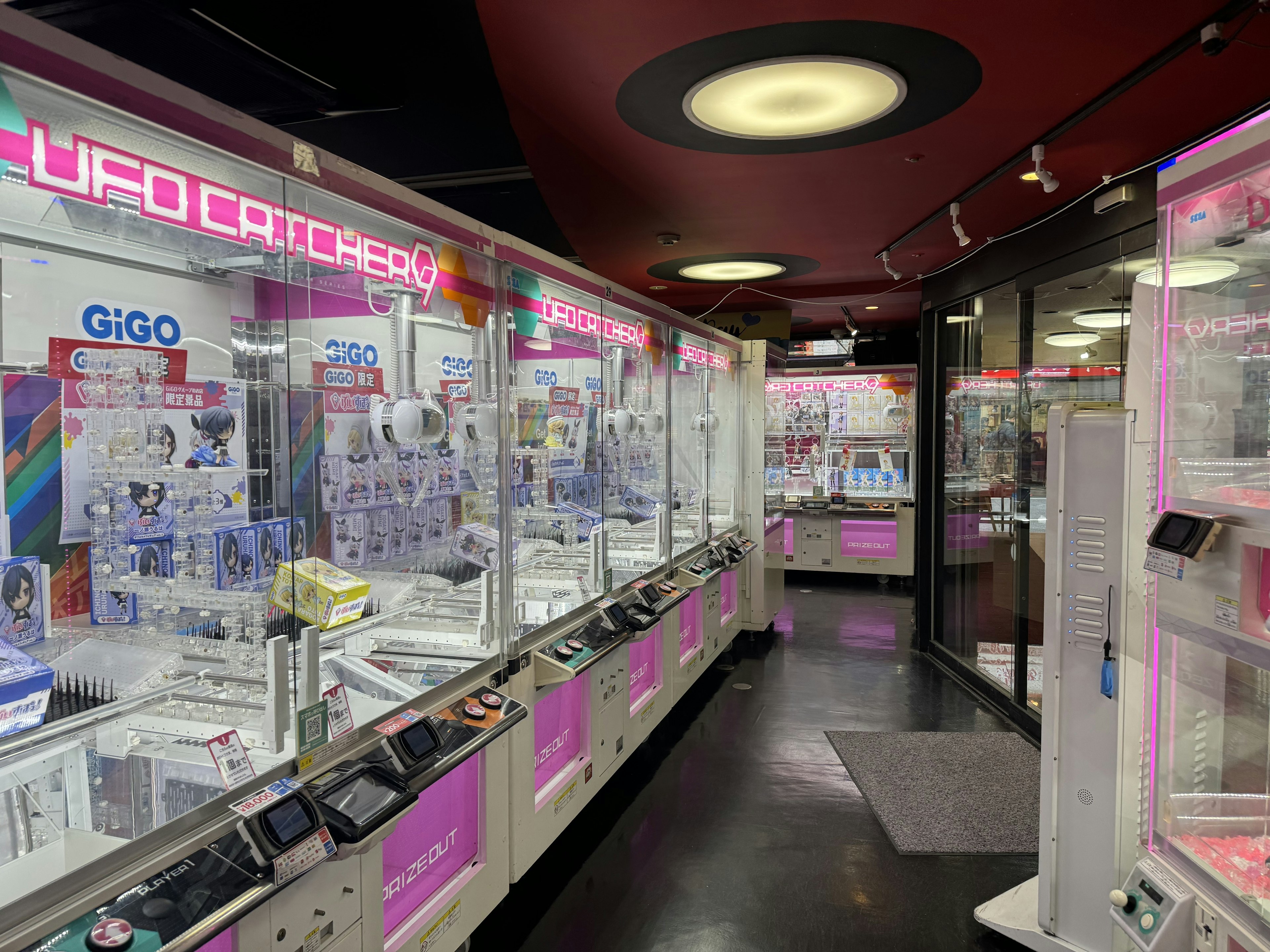 GiGOの店内、UFOキャッチャー