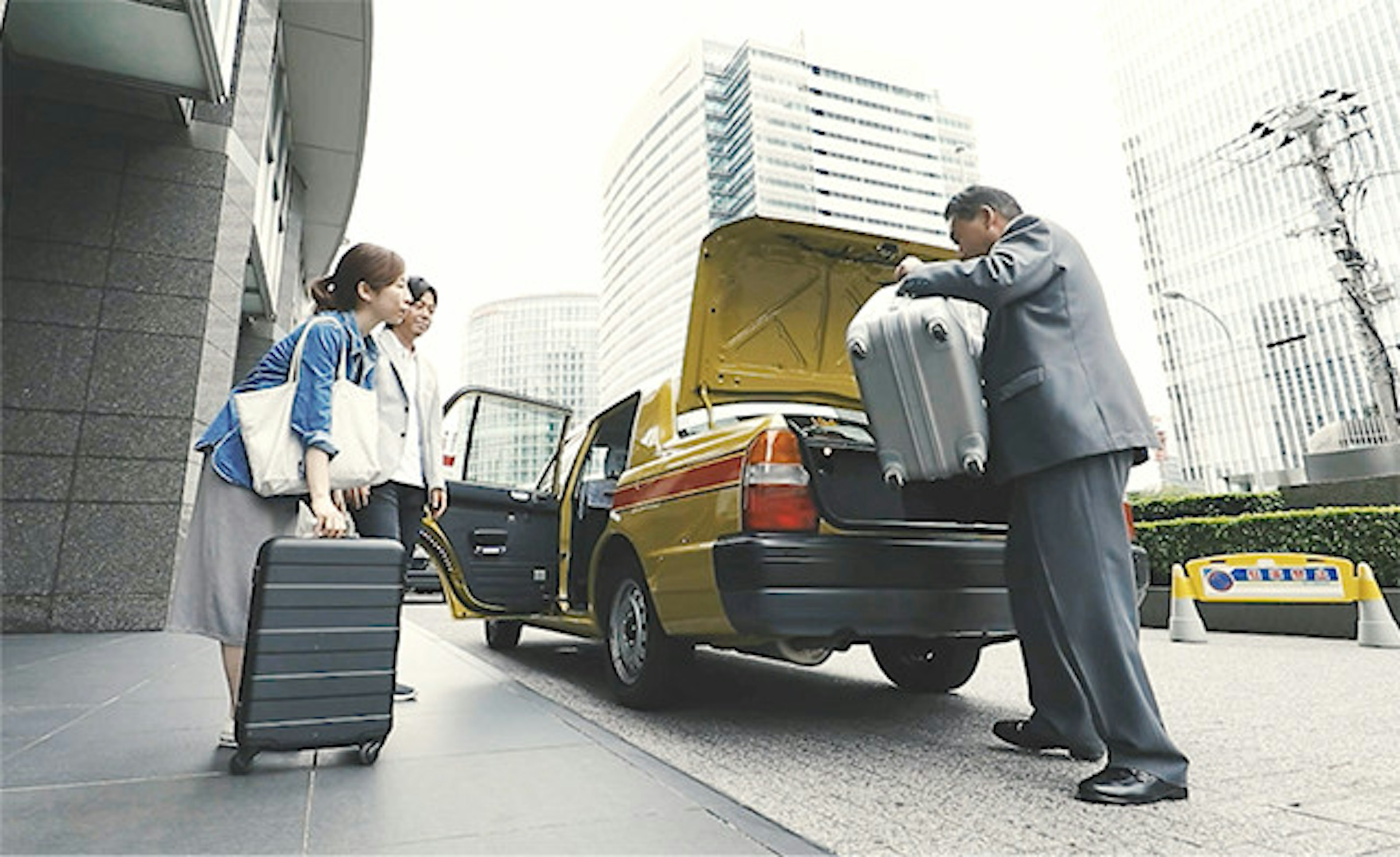 快適なタクシーサービスで荷物も安心してお任せ