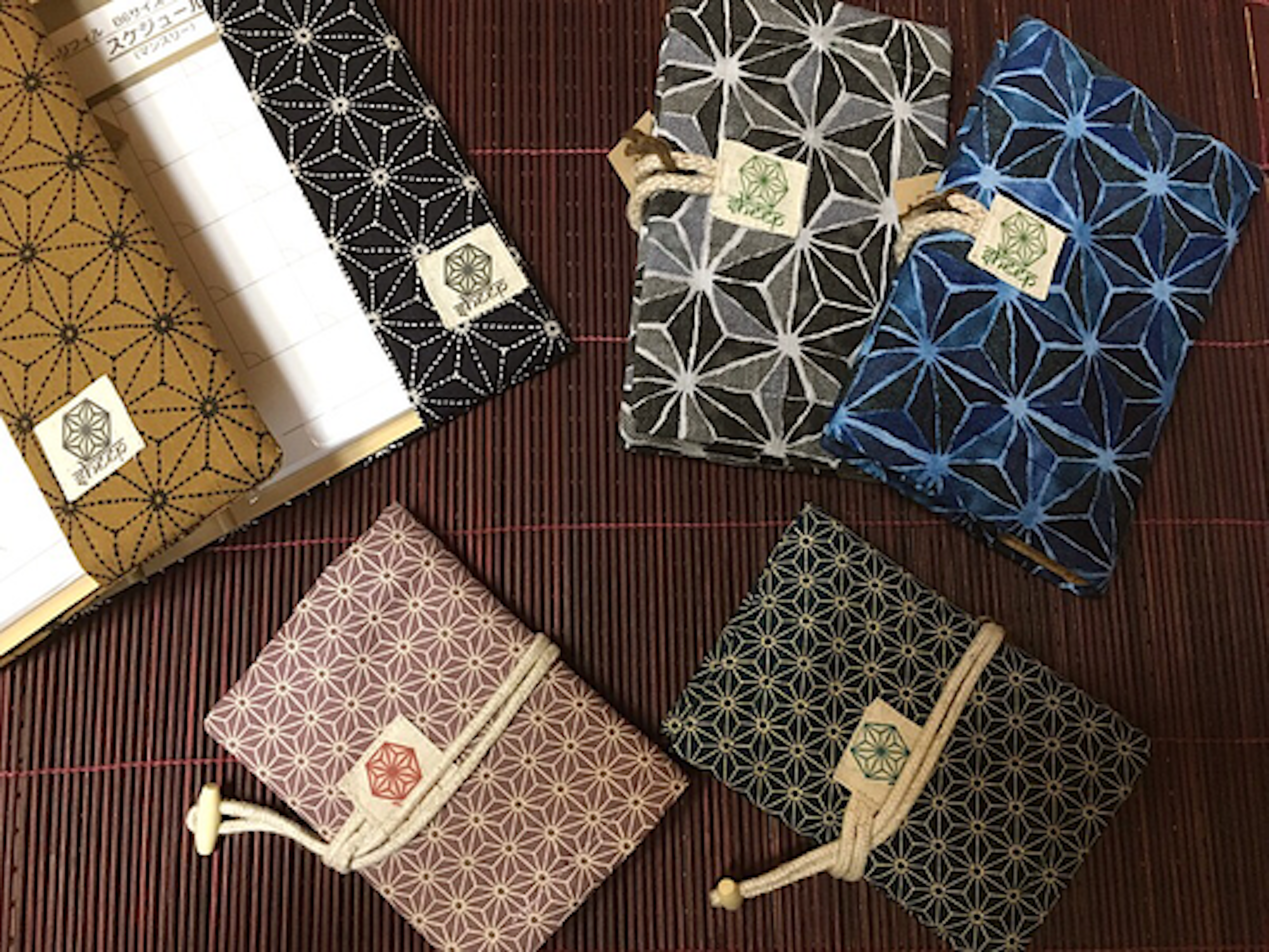 和柄の美しい雑貨が揃うお店で見つけた手作り小物