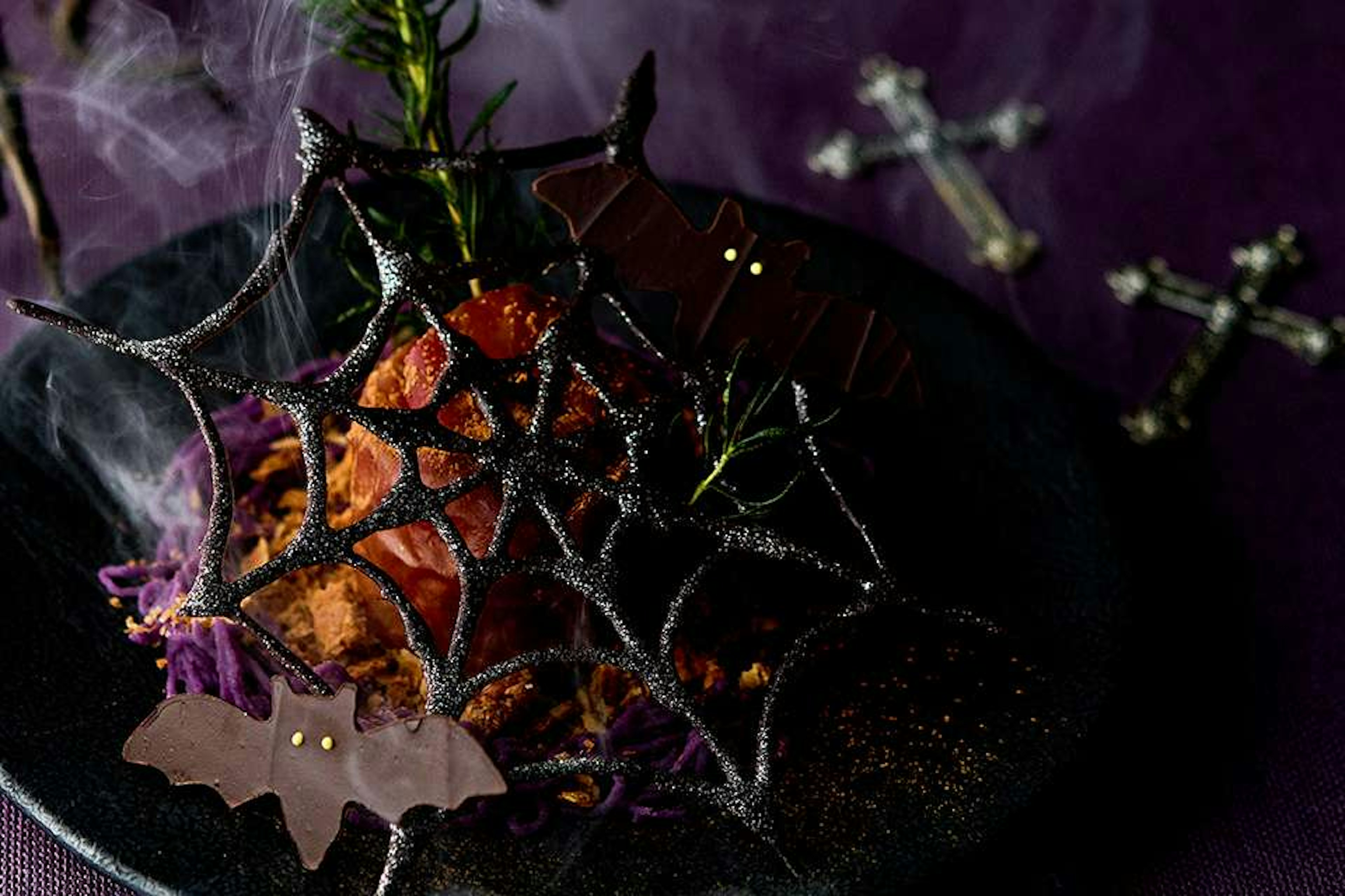 蜘蛛の巣が臨場感たっぷりのハロウィン限定スイーツ