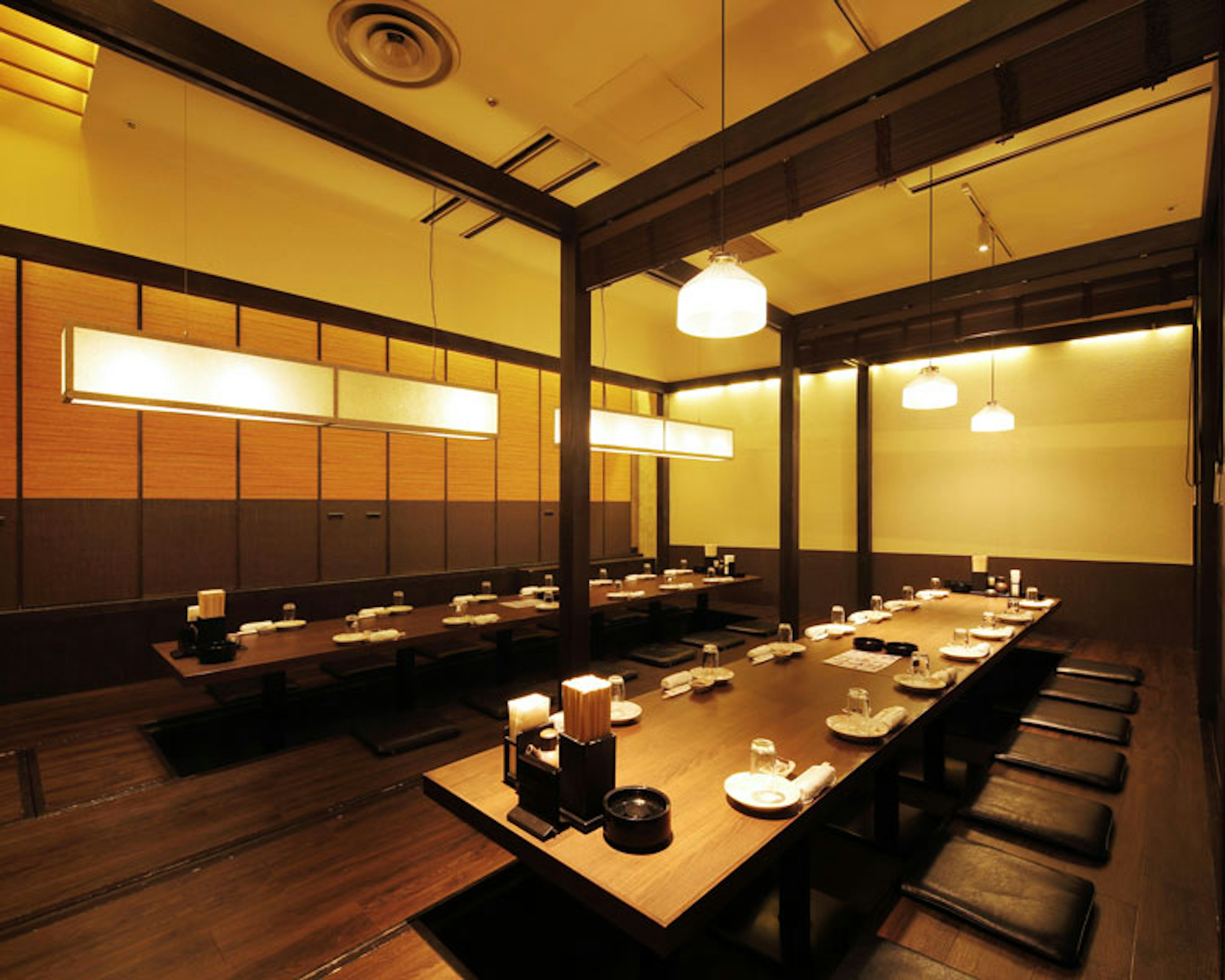 朝まで一人でも楽しめる落ち着いた和風居酒屋