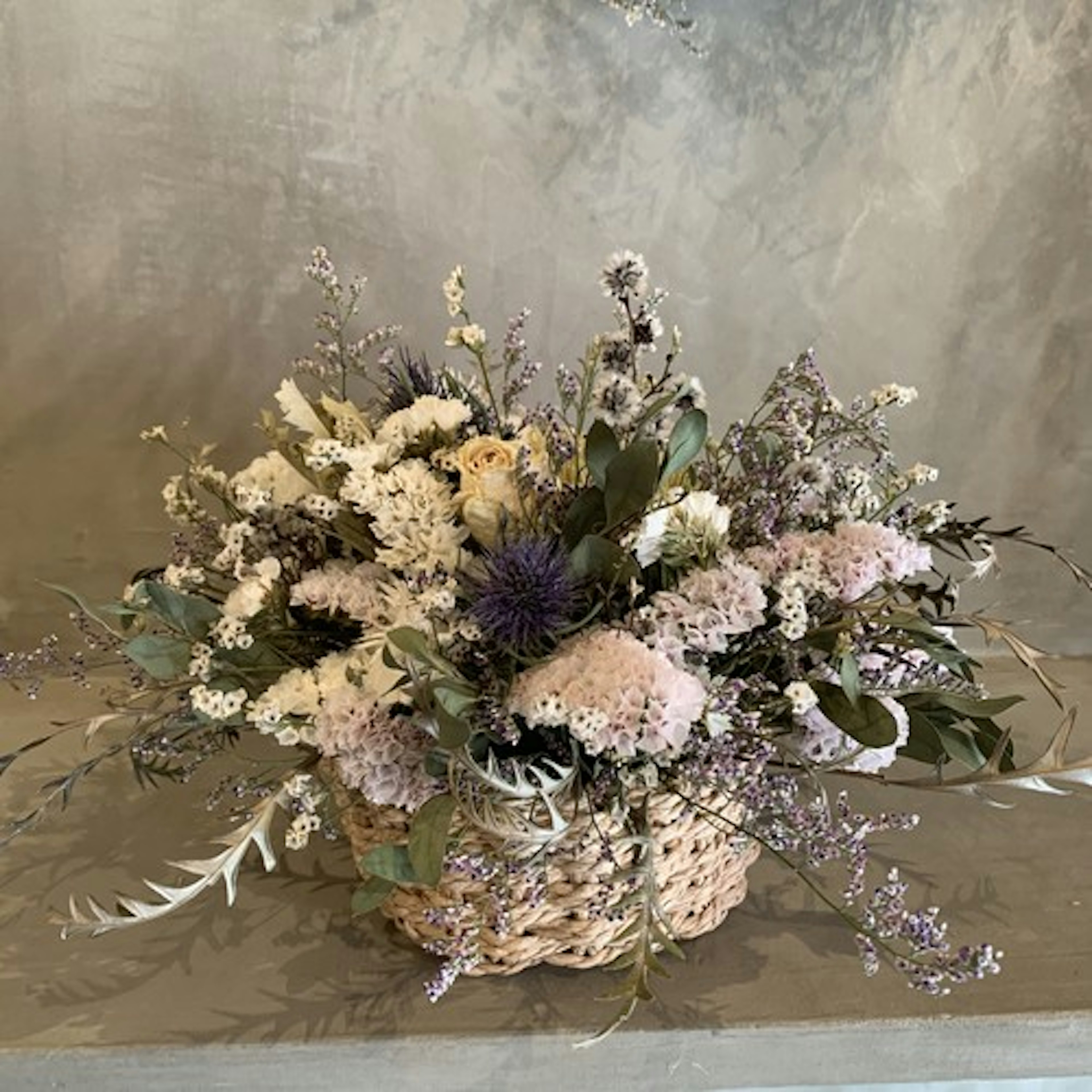 エレガントな花束で特別な日を彩る花屋