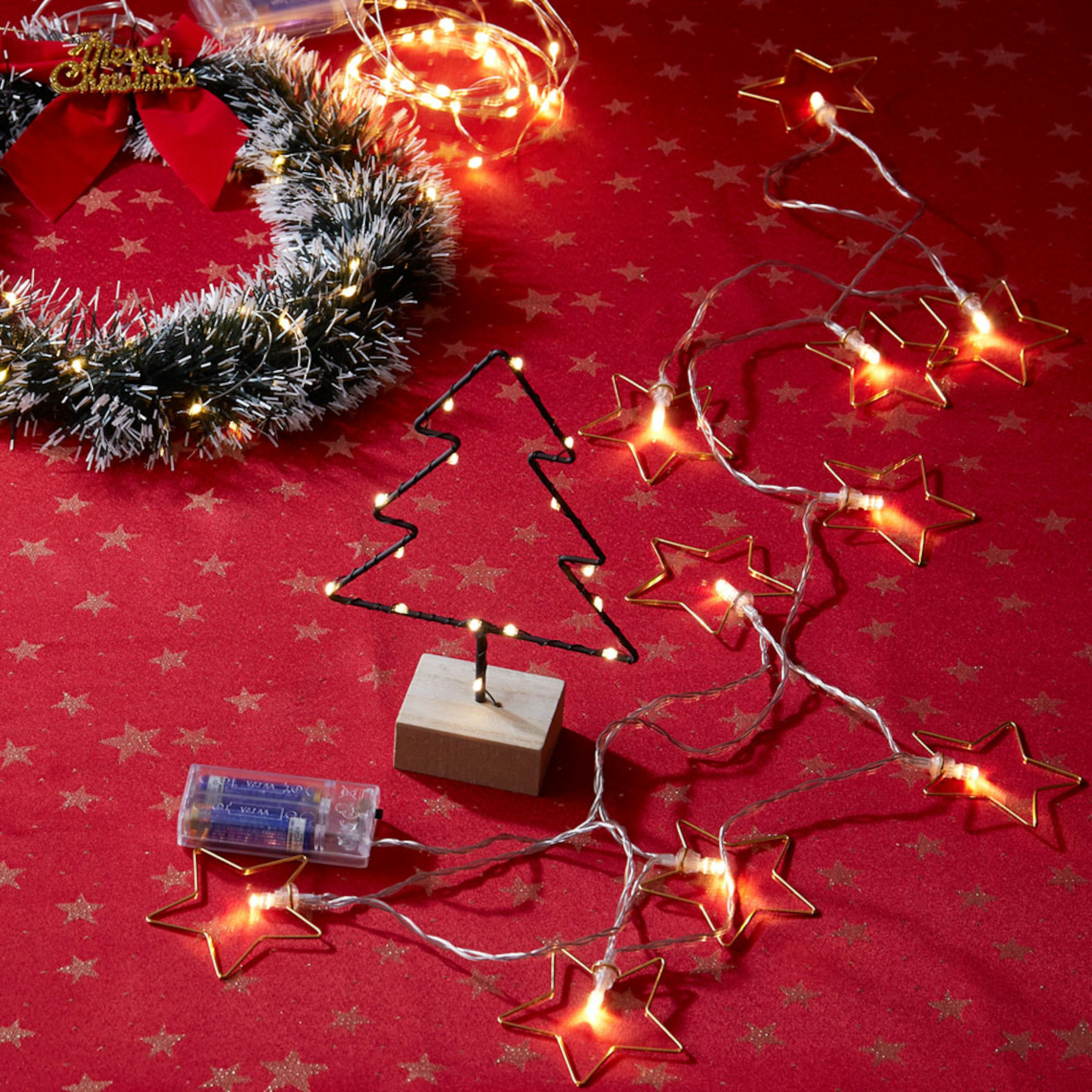 クリスマスの雰囲気を盛り上げる素敵なオーナメント